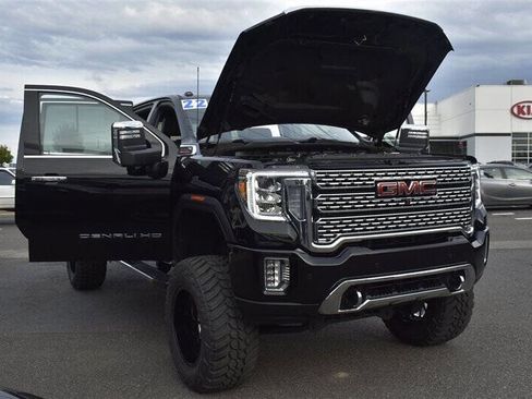 Used 2022 GMC Sierra 2500 Denali w/ Denali Ultimate Package image 37
