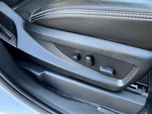 Used 2019 GMC Yukon XL Denali image 37