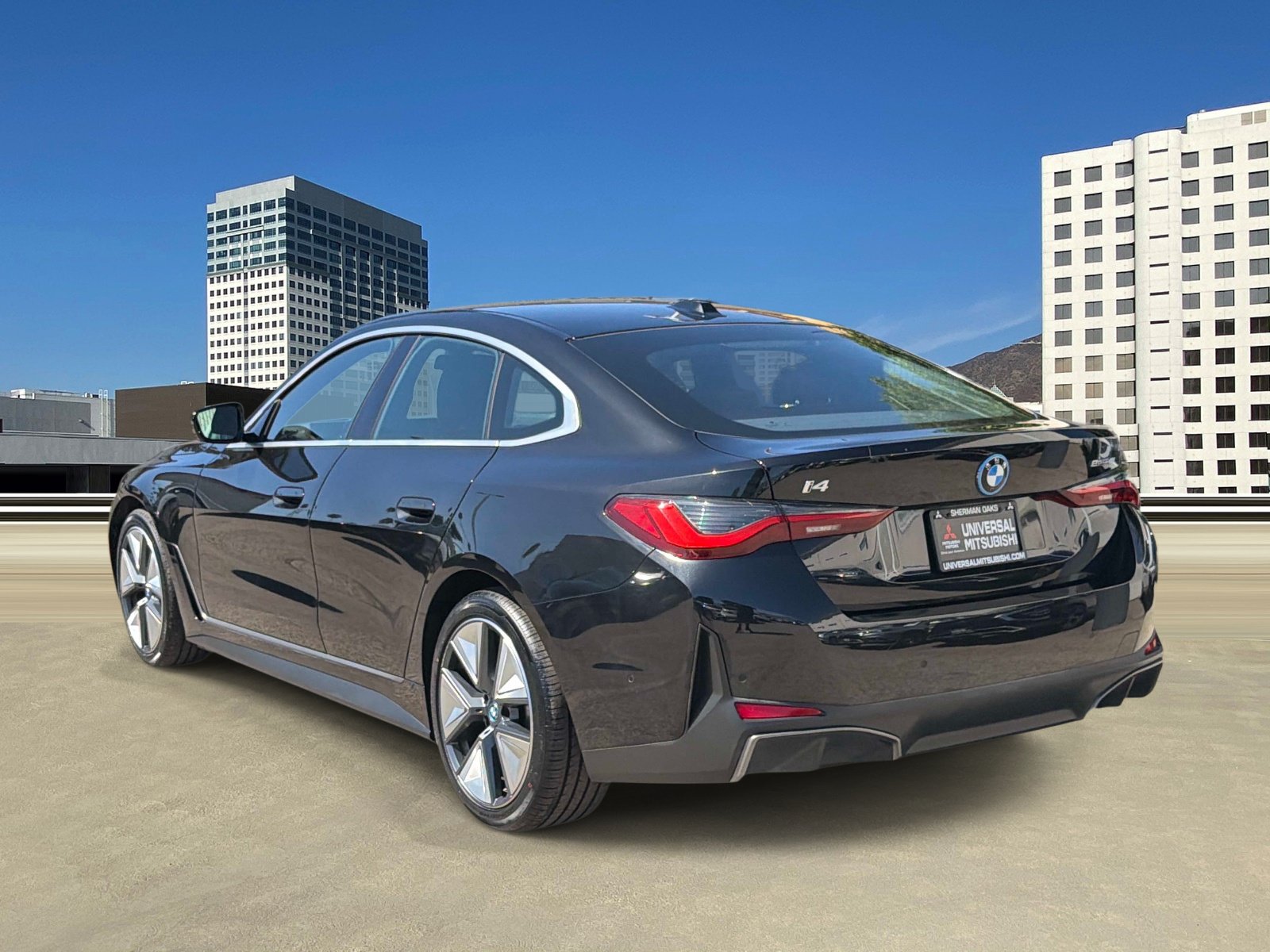 Used 2024 BMW i4 eDrive40 w/ Premium Package RWD image 3