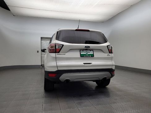 Used 2018 Ford Escape SE w/ SE Sync 3 Package image 6