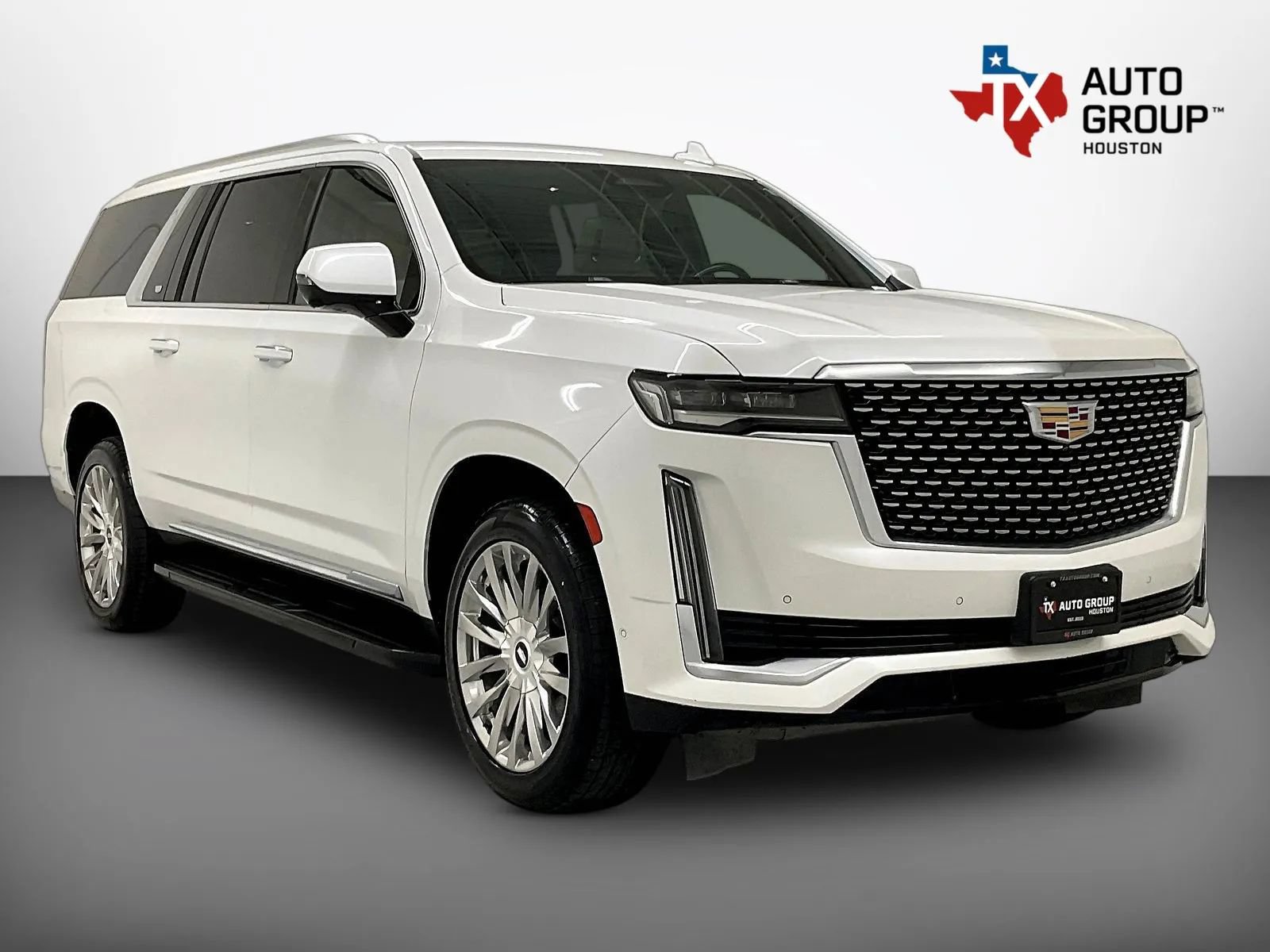 Used 2023 Cadillac Escalade ESV Premium Luxury w/ Performance Package AWD/4WD image 5