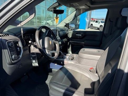Used 2021 Chevrolet Silverado 1500 LTZ w/ LTZ Premium Package AWD/4WD image 9