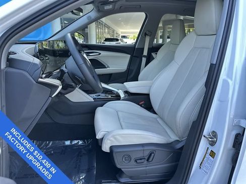 Used 2025 Audi Q5 Prestige AWD/4WD image 30