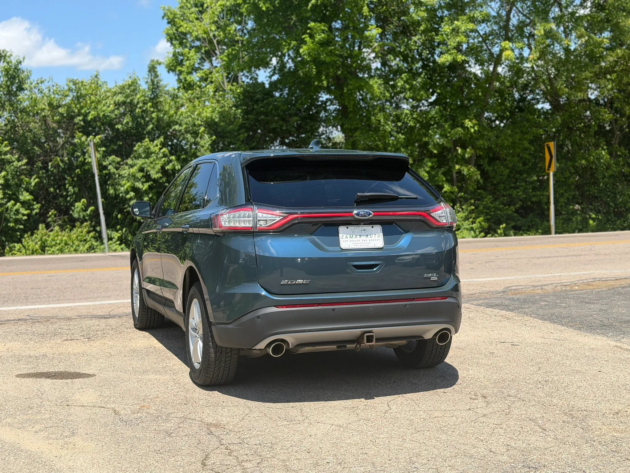 Used 2016 Ford Edge SEL w/ Equipment Group 201A AWD/4WD image 12