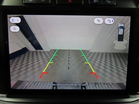 Used 2024 Ford F350 Lariat w/ Black Appearance Package image 16