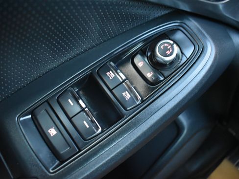 Used 2019 Subaru Crosstrek 2.0i Limited w/ Popular Package #3 image 36