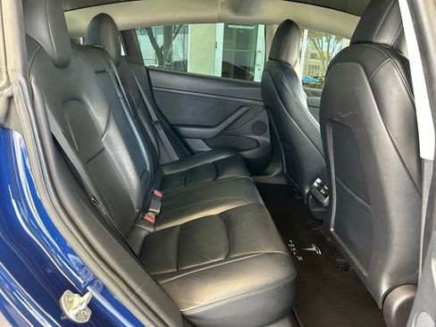 Used 2022 Tesla Model 3 RWD image 22