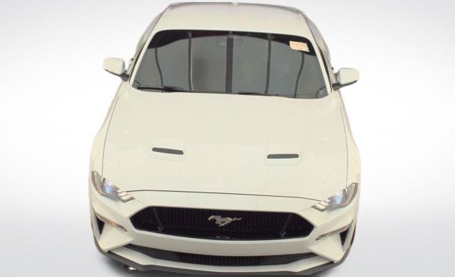 Used 2023 Ford Mustang GT Premium w/ Equipment Group 401A RWD image 9