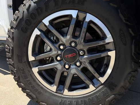 Certified 2025 Toyota Tacoma TRD Sport AWD/4WD image 10