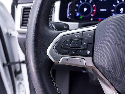 Used 2023 Volkswagen Atlas Cross Sport SE w/ Panoramic Sunroof Package FWD image 29