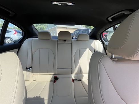 Used 2021 BMW 330i xDrive Sedan w/ Convenience Package AWD/4WD image 16