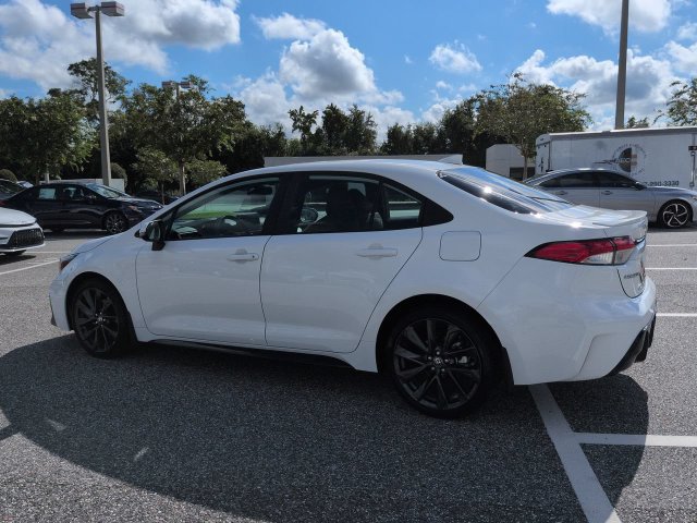 Certified 2025 Toyota Corolla SE FWD image 6