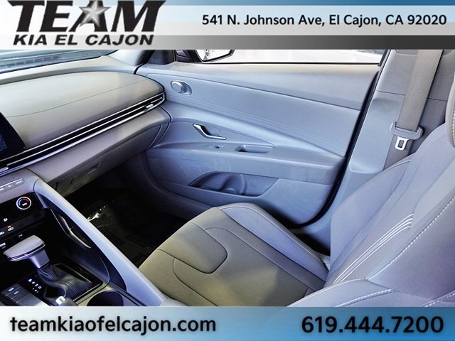 Used 2024 Hyundai Elantra SEL FWD image 21