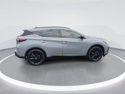 Used 2023 Nissan Murano SV w/ SV Midnight Edition Package image 9