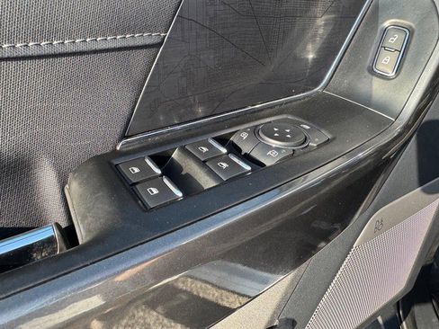 Used 2022 Ford F150 XLT w/ Equipment Group 302A High image 18