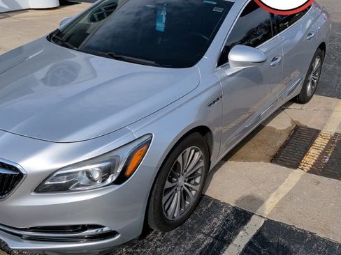 Used 2017 Buick LaCrosse Essence image 1