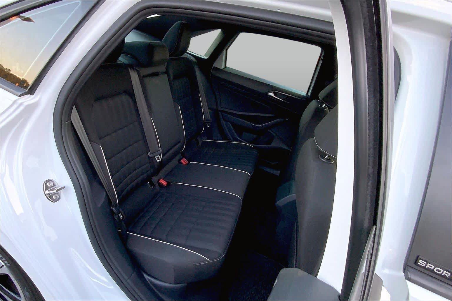 Used 2024 Volkswagen Jetta Sport FWD image 17