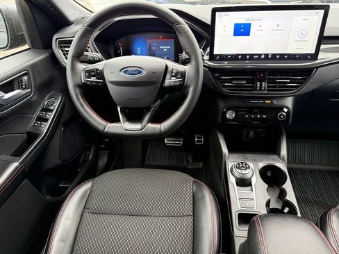 Certified 2024 Ford Escape ST-Line w/ Tech Pack #1 image 8