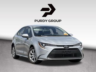 Used 2025 Toyota Corolla LE video 1