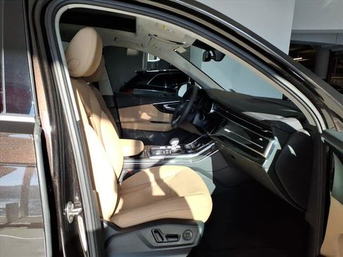 Used 2023 Audi Q7 2.0T Premium Plus w/ Premium Plus Package image 22