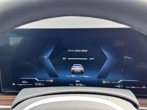 New 2026 BMW X6 xDrive40i w/ Premium Package image 12