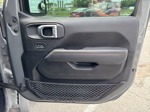 Used 2020 Jeep Gladiator Mojave AWD/4WD image 52