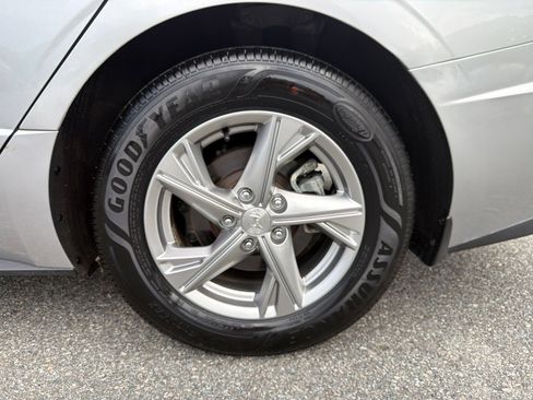 Used 2022 Hyundai Sonata SE w/ Winter Weather Package FWD image 17
