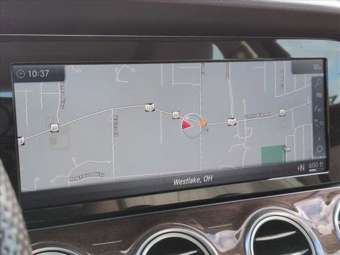 Used 2018 Mercedes-Benz E 300 4MATIC image 13