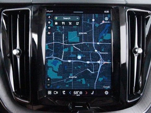 Certified 2025 Volvo XC60 B5 Plus image 16