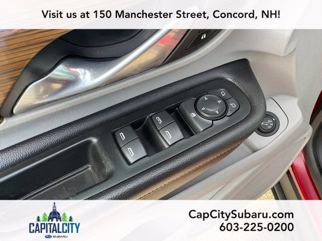 Used 2018 GMC Terrain SLE w/ Infotainment Package I AWD/4WD image 13