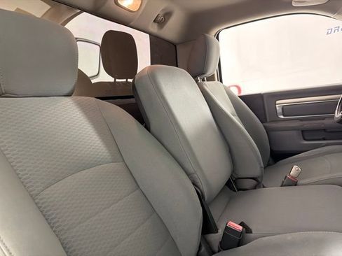 Used 2017 RAM 1500 Express RWD image 17
