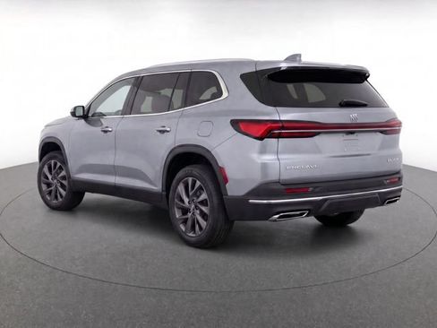 Used 2025 Buick Enclave Preferred FWD image 7