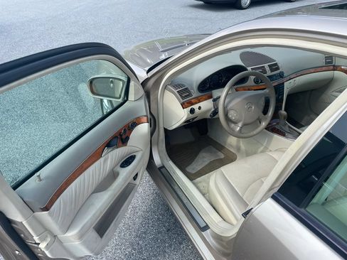 Used 2003 Mercedes-Benz E 320 Sedan image 46