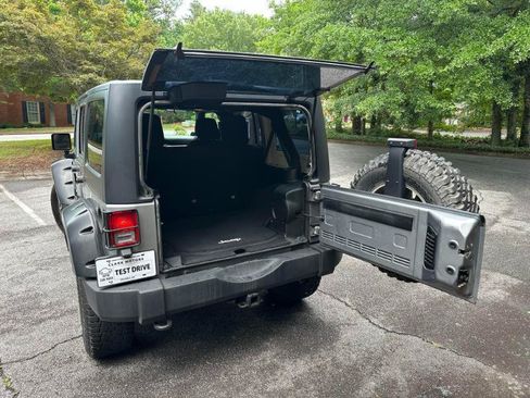 Used 2014 Jeep Wrangler Unlimited Sport AWD/4WD image 14