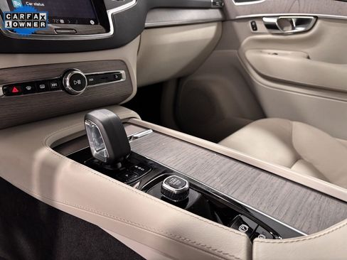 Certified 2023 Volvo XC90 T8 Core w/ Protection Package Premier image 14