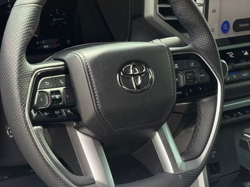 Used 2025 Toyota Tundra Platinum AWD/4WD image 25