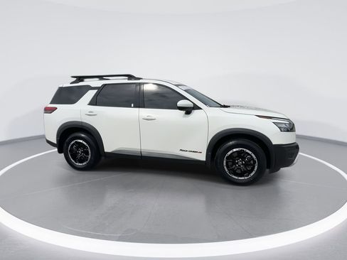 Used 2023 Nissan Pathfinder Rock Creek AWD/4WD image 9