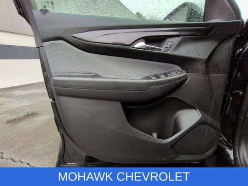 Certified 2025 Chevrolet TrailBlazer LT AWD/4WD image 21