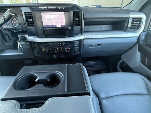 Used 2024 Ford F250 XL w/ FX4 Off-Road Package AWD/4WD image 21