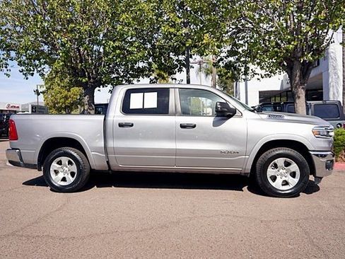 Used 2025 RAM 1500 Big Horn AWD/4WD image 7