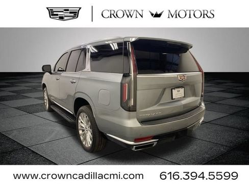 Certified 2024 Cadillac Escalade Premium Luxury AWD/4WD image 4