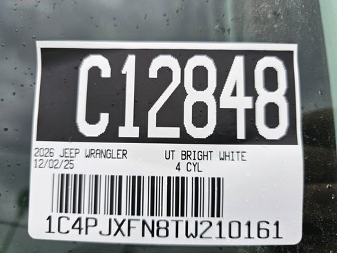 New 2026 Jeep Wrangler Unlimited Rubicon w/ Technology Group image 11