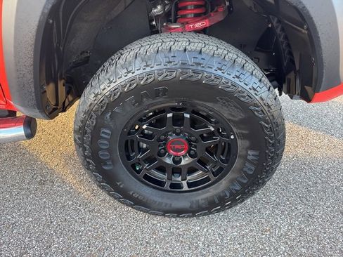 Used 2023 Toyota Tacoma TRD Pro image 14