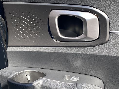 New 2026 Kia Sorento LX FWD image 16