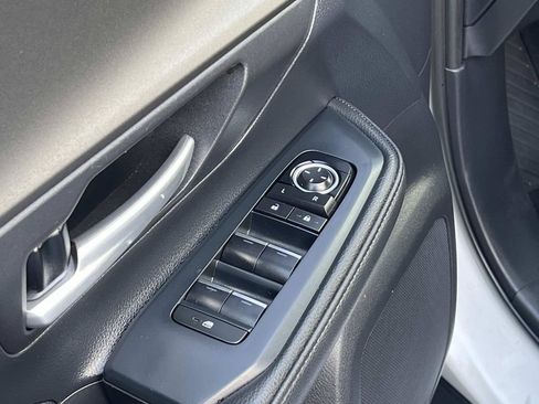 Used 2025 Toyota Grand Highlander AWD image 25