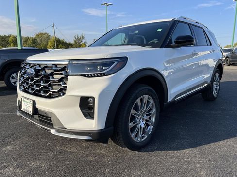 New 2026 Ford Explorer Platinum image 12