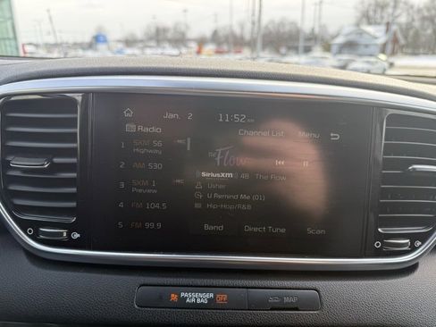 Used 2020 Kia Sportage EX w/ Option Group 15 image 10