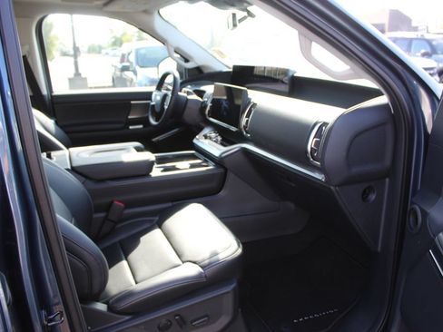 New 2027 Ford Expedition Platinum w/ Driver's Package AWD/4WD image 12