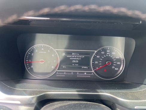 Used 2022 Kia Sorento S w/ Panoramic Sunroof Package FWD image 9