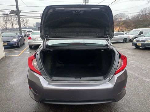 Used 2017 Honda Civic EX-T image 9